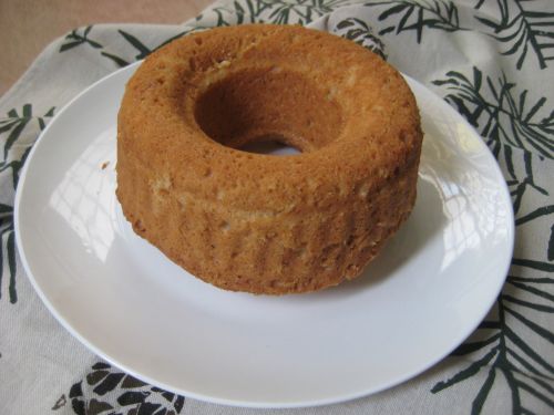 Cream Pound Cake - Plattershare - Recipes, food stories and food lovers