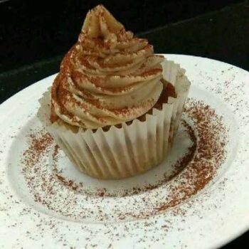 Tiramisu Cupcakes - Plattershare - Recipes, food stories and food lovers