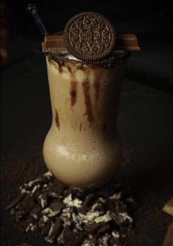 Chocolatey Oreo Shake - Plattershare - Recipes, food stories and food lovers