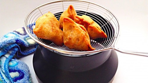 Samosa Recipe - Step By Step Photos - Plattershare - Recipes, Food Stories And Food Enthusiasts