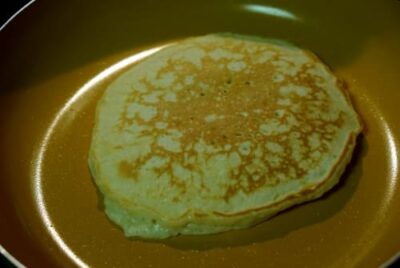 Fluffy Buttermilk Pancakes: A Classic Recipe from Scratch - Plattershare - Recipes, food stories and food lovers Fluffy Buttermilk Pancakes: A Classic Recipe from Scratch - Plattershare - Recipes, food stories and food lovers