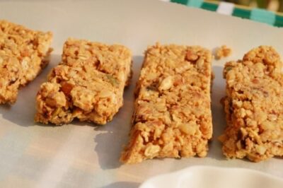 Easy No-Bake Peanut Butter Granola Bars - Plattershare - Recipes, food stories and food lovers Easy No-Bake Peanut Butter Granola Bars - Plattershare - Recipes, food stories and food lovers