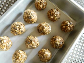 Peanut Butter Oatmeal Balls - Plattershare - Recipes, food stories and food lovers