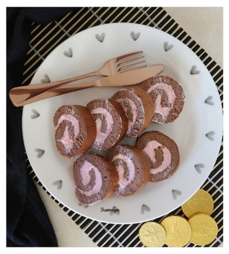 Chocolate & Butter Cream Swiss Roll - Plattershare - Recipes, food stories and food lovers