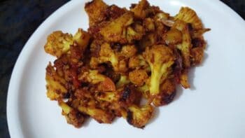 Cauliflower With Papad - Plattershare - Recipes, food stories and food lovers