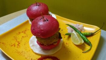 Beetroot Pav - Plattershare - Recipes, food stories and food lovers