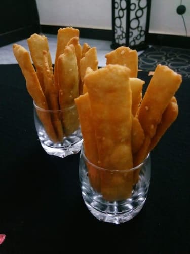 Sesame Sticks - Delicious and Aromatic Snack - Plattershare - Recipes, food stories and food lovers