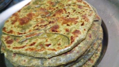 Healthy Green Flatbread with Spiced Potato Filling - Plattershare - Recipes, food stories and food lovers Healthy Green Flatbread with Spiced Potato Filling - Plattershare - Recipes, food stories and food lovers