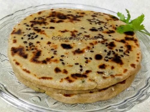 Wheat Paneer Kulcha - Plattershare - Recipes, food stories and food lovers