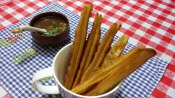 Chinese Bread Stick (Youtiao /Cakio) - Plattershare - Recipes, food stories and food lovers