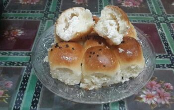 Yemenite Honeycomb Bread (Khaliat Al Nahl) - Plattershare - Recipes, food stories and food lovers