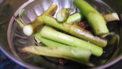Bengali Kochur Loti (Taro Stem) with Kasaundi - Plattershare - Recipes, food stories and food lovers Bengali Kochur Loti (Taro Stem) with Kasaundi - Plattershare - Recipes, food stories and food lovers