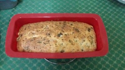 Savory Pepperoni, Olive, and Cheese Bread: A Flavorful Fusion - Plattershare - Recipes, food stories and food lovers Savory Pepperoni, Olive, and Cheese Bread: A Flavorful Fusion - Plattershare - Recipes, food stories and food lovers