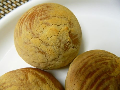 Whole Wheat Dutch Crunch Bread Rolls - Plattershare - Recipes, Food Stories And Food Enthusiasts