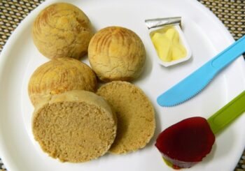 Whole Wheat Dutch Crunch Bread Rolls - Plattershare - Recipes, food stories and food lovers
