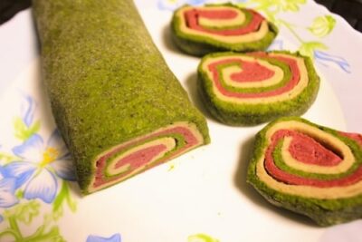 Vibrant Spinach and Beetroot Pinwheel Parathas: A Colorful Twist on a Classic - Plattershare - Recipes, food stories and food lovers Vibrant Spinach and Beetroot Pinwheel Parathas: A Colorful Twist on a Classic - Plattershare - Recipes, food stories and food lovers