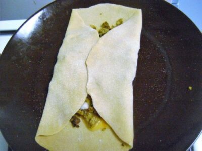 Baida Roti: Savory Indian Egg-Wrapped Flatbread with Spiced Keema - Plattershare - Recipes, food stories and food lovers Baida Roti: Savory Indian Egg-Wrapped Flatbread with Spiced Keema - Plattershare - Recipes, food stories and food lovers