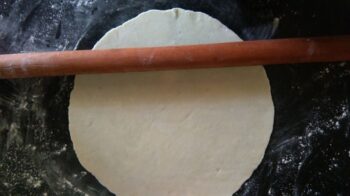 Afghani Fateer Waraqi (Afghani Multilayered Bread) - Plattershare - Recipes, food stories and food lovers