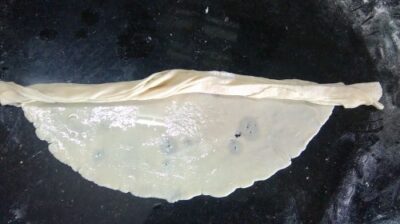Crispy, Flaky Afghani Fateer Waraqi (Multilayered Bread) - Plattershare - Recipes, food stories and food lovers Crispy, Flaky Afghani Fateer Waraqi (Multilayered Bread) - Plattershare - Recipes, food stories and food lovers