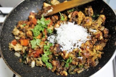 Spicy Chicken Tikka Quesadillas with a Zesty Twist - Plattershare - Recipes, food stories and food lovers Spicy Chicken Tikka Quesadillas with a Zesty Twist - Plattershare - Recipes, food stories and food lovers