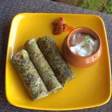 Moringa Leaves Paratha/Thepla - Plattershare - Recipes, Food Stories And Food Enthusiasts