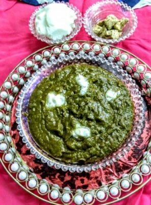 Authentic Makki Ki Roti & Sarson Ka Saag: A Classic Punjabi Dish - Plattershare - Recipes, food stories and food lovers Authentic Makki Ki Roti & Sarson Ka Saag: A Classic Punjabi Dish - Plattershare - Recipes, food stories and food lovers