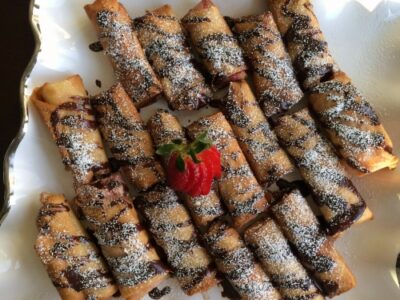 Strawberry Cream Cheese Eggrolls With Chocolate Drizzle - Plattershare - Recipes, food stories and food lovers