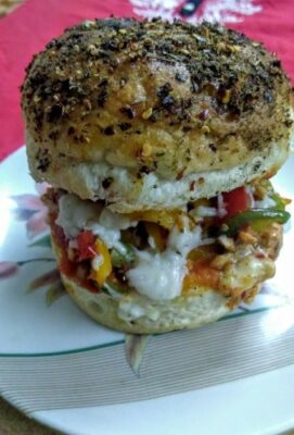 Irresistible Veggie Pizza Burger: A Domino's-Inspired Delight - Plattershare - Recipes, food stories and food lovers Irresistible Veggie Pizza Burger: A Domino's-Inspired Delight - Plattershare - Recipes, food stories and food lovers