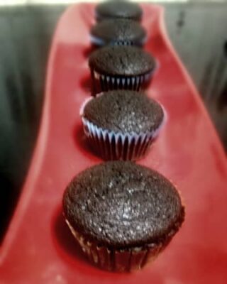 Healthy Vegan Chocolate Cupcakes with Ragi and Jaggery - Plattershare - Recipes, food stories and food lovers Healthy Vegan Chocolate Cupcakes with Ragi and Jaggery - Plattershare - Recipes, food stories and food lovers