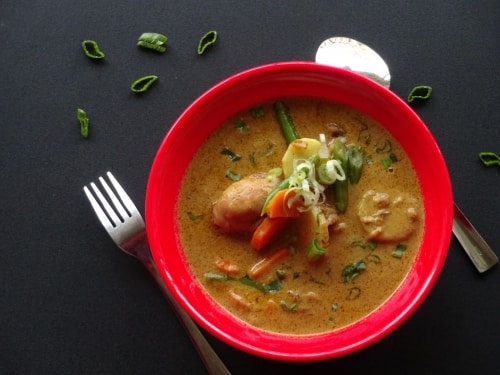 Thai Chicken Curry - Plattershare - Recipes, food stories and food lovers