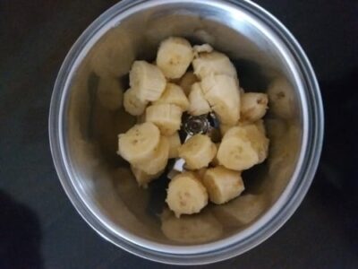 2-Ingredient Chocolate Banana Nice Cream: A Healthy, No-Churn Frozen Treat - Plattershare - Recipes, food stories and food lovers 2-Ingredient Chocolate Banana Nice Cream: A Healthy, No-Churn Frozen Treat - Plattershare - Recipes, food stories and food lovers