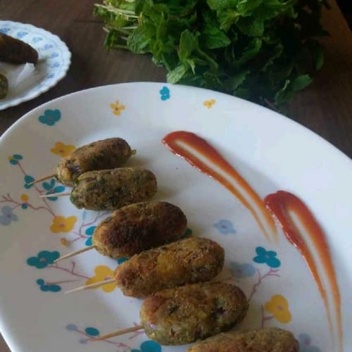 Crispy Sprouts Kababs: A Healthy and Flavorful Brunch Treat - Plattershare - Recipes, food stories and food lovers Crispy Sprouts Kababs: A Healthy and Flavorful Brunch Treat - Plattershare - Recipes, food stories and food lovers