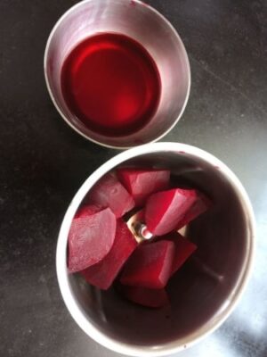 Healthy Red Velvet Beetroot Chocolate Pudding (Jaggery Sweetened) - Plattershare - Recipes, food stories and food lovers Healthy Red Velvet Beetroot Chocolate Pudding (Jaggery Sweetened) - Plattershare - Recipes, food stories and food lovers