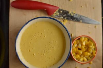 Creamy Chili Corn Chowder: A Comforting Vegetarian Soup - Plattershare - Recipes, food stories and food lovers Creamy Chili Corn Chowder: A Comforting Vegetarian Soup - Plattershare - Recipes, food stories and food lovers