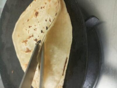 Indian Anda Paratha: Savory Egg-Stuffed Flatbread - Plattershare - Recipes, food stories and food lovers Indian Anda Paratha: Savory Egg-Stuffed Flatbread - Plattershare - Recipes, food stories and food lovers