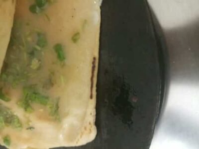Indian Anda Paratha: Savory Egg-Stuffed Flatbread - Plattershare - Recipes, food stories and food lovers Indian Anda Paratha: Savory Egg-Stuffed Flatbread - Plattershare - Recipes, food stories and food lovers
