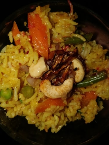 Restaurant Style Vegetable Handi Biryani - Plattershare - Recipes, food stories and food lovers