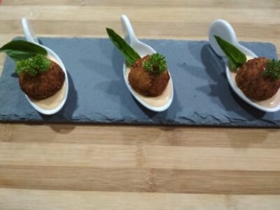 Spicy Jalapeño Popper Soya Balls with Creamy Cheese Filling - Plattershare - Recipes, food stories and food lovers Spicy Jalapeño Popper Soya Balls with Creamy Cheese Filling - Plattershare - Recipes, food stories and food lovers