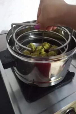 Authentic Chettinad Mutton Keema Balls Kurma: A Flavorful South Indian Delight - Plattershare - Recipes, food stories and food lovers Authentic Chettinad Mutton Keema Balls Kurma: A Flavorful South Indian Delight - Plattershare - Recipes, food stories and food lovers