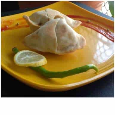 Baked Samosa - Plattershare - Recipes, Food Stories And Food Enthusiasts