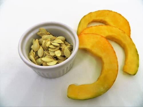 Roasted Pumpkin Seeds - Plattershare - Recipes, food stories and food lovers