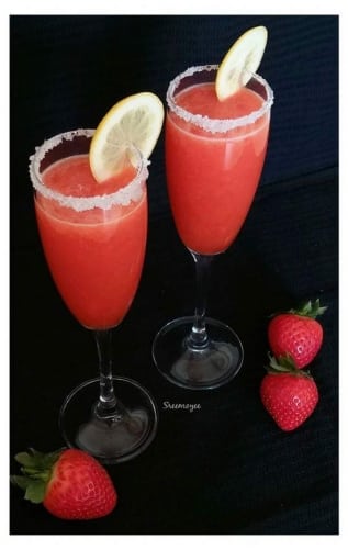 Strawberry Lemonade - Plattershare - Recipes, food stories and food lovers