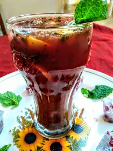 Pomegranate Mojito Mocktail - Plattershare - Recipes, Food Stories And Food Enthusiasts