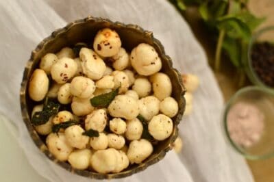 Pudina Makhana ( Roasted Foxnuts With Mint And Pepper ) - Plattershare - Recipes, food stories and food lovers
