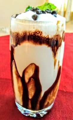 Refreshing Shamrock Mint Milkshake: A Festive St. Patrick's Day Treat - Plattershare - Recipes, food stories and food lovers Refreshing Shamrock Mint Milkshake: A Festive St. Patrick's Day Treat - Plattershare - Recipes, food stories and food lovers