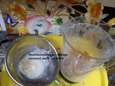 Tropical Mango Coconut Milk Cocktail: A Creamy Dream - Plattershare - Recipes, food stories and food lovers Tropical Mango Coconut Milk Cocktail: A Creamy Dream - Plattershare - Recipes, food stories and food lovers