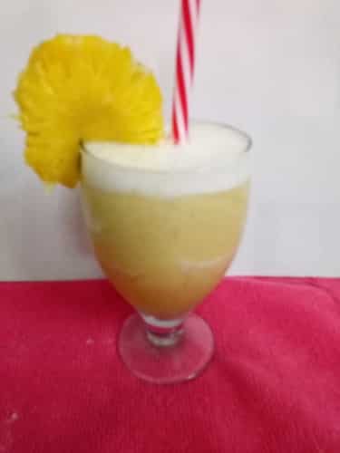 Pineapple And Banana Mocktail - Plattershare - Recipes, food stories and food lovers