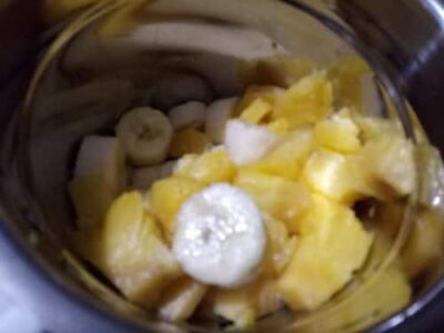 Tropical Delight: Creamy Pineapple-Banana Mocktail - Plattershare - Recipes, food stories and food lovers Tropical Delight: Creamy Pineapple-Banana Mocktail - Plattershare - Recipes, food stories and food lovers