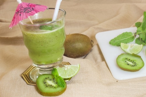 Kiwi Lemonade - Plattershare - Recipes, Food Stories And Food Enthusiasts