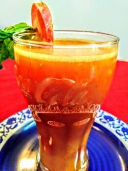 Carrot And Orange Juice With Mint And Honey - Plattershare - Recipes, Food Stories And Food Enthusiasts